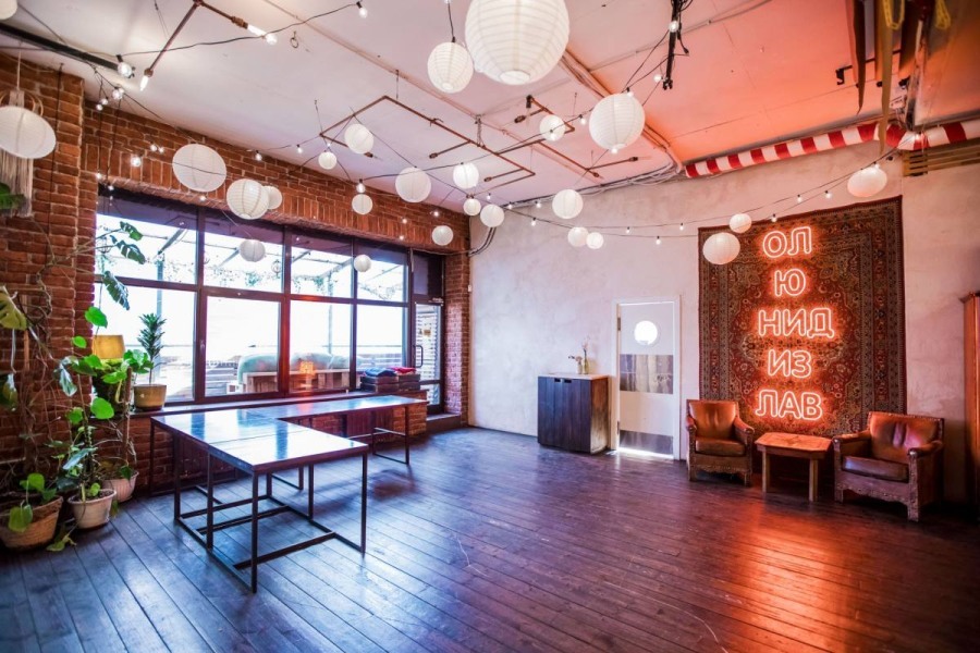 Фотография 7 площадки Большой уютный лофт с верандой на Нижегородской — 290 м²