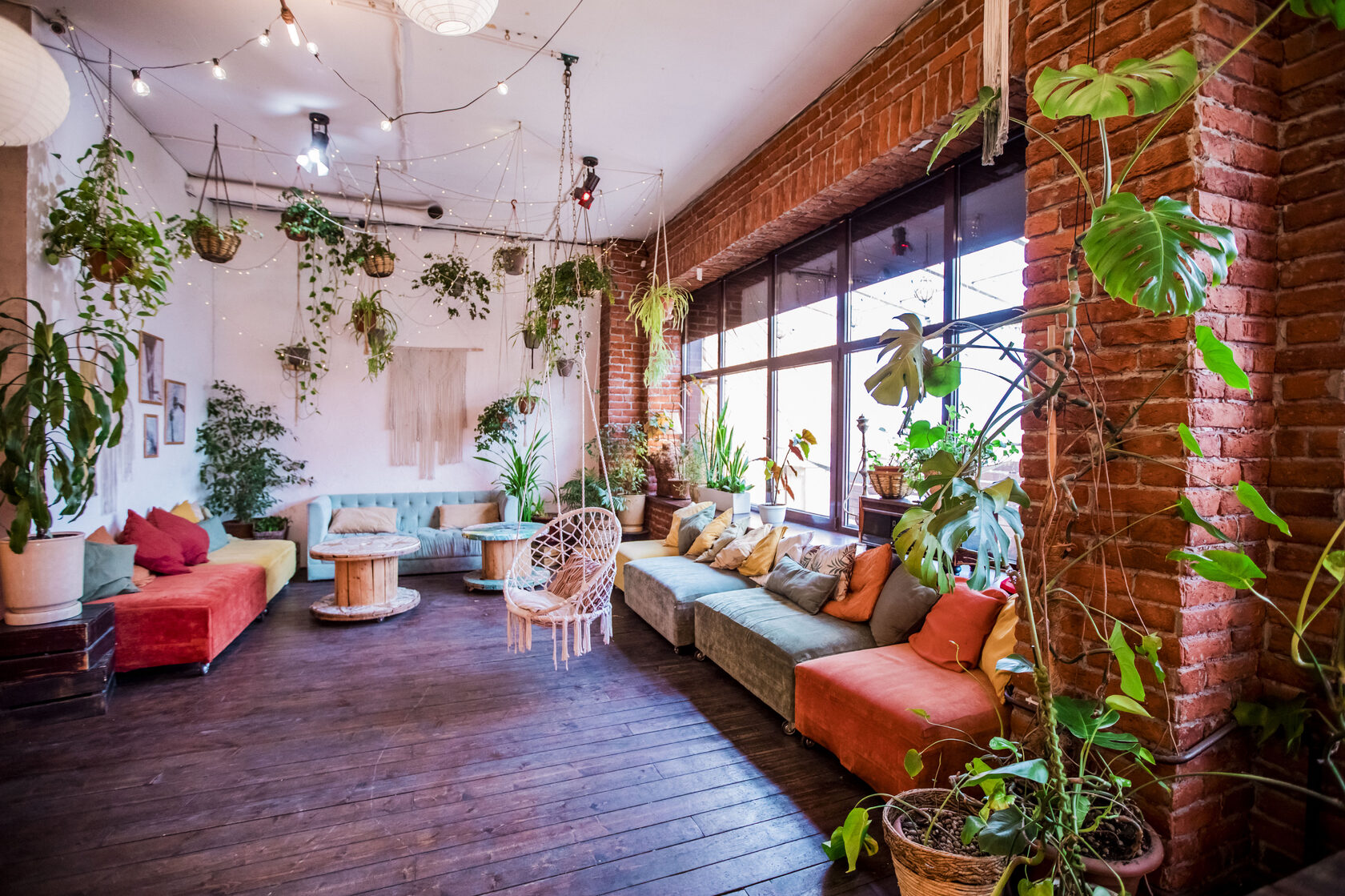 Фотография 9 площадки Большой уютный лофт с верандой на Нижегородской — 290 м²