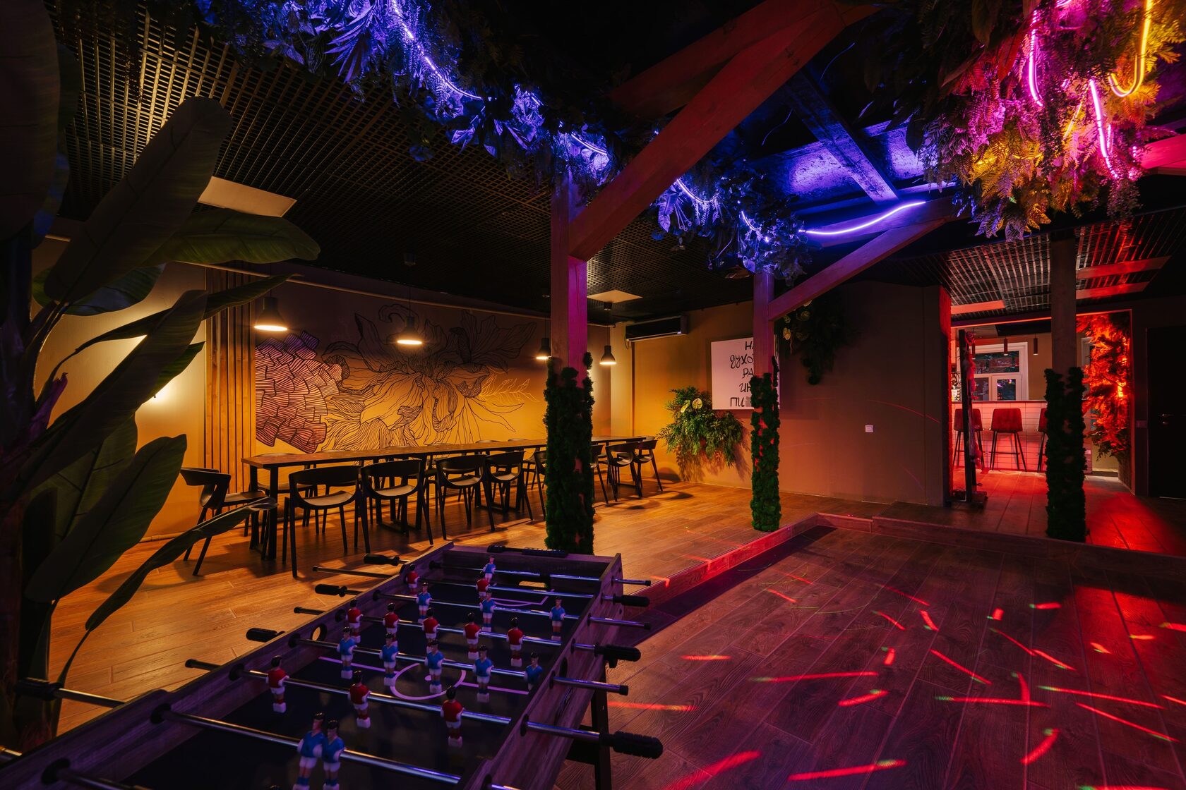 Фотография 1 площадки Современный лофт с зонированием у Бауманской — 110 м²