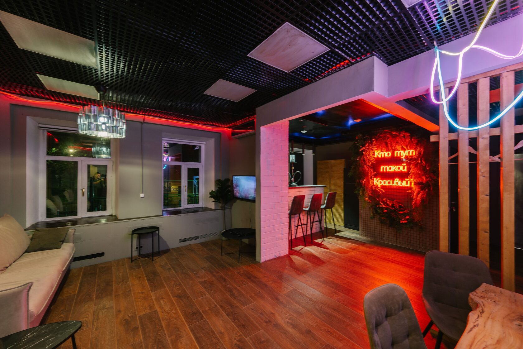 Фотография 11 площадки Современный лофт с зонированием у Бауманской — 110 м²