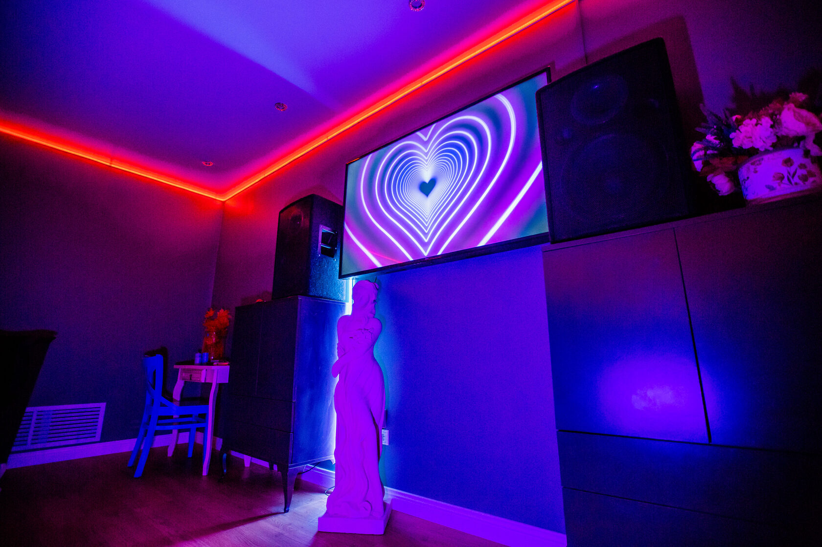 Фотография 6 площадки Классический дизайнерский лофт у Бауманской — 85 м²