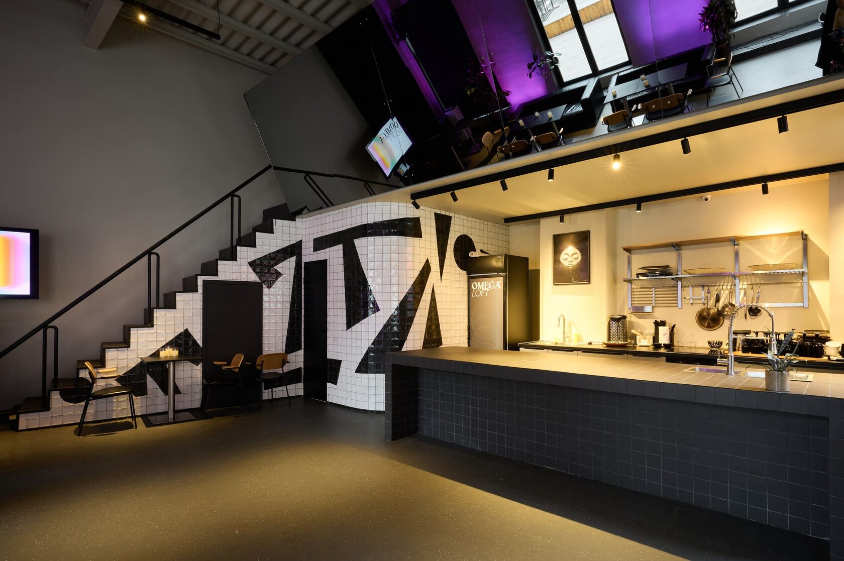 Фотография 1 площадки Атмосферный лофт с террасой и камином у Белорусской