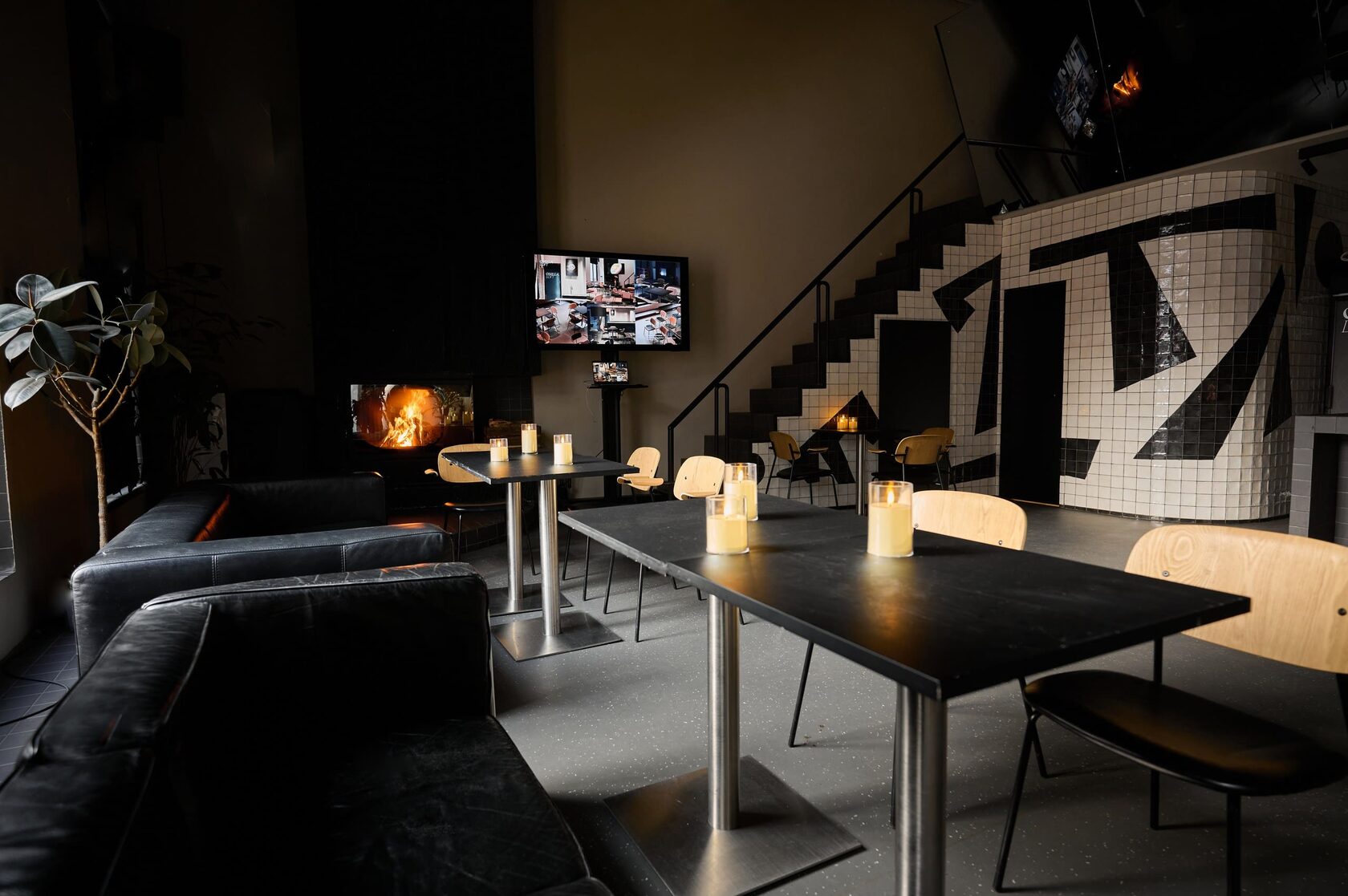 Фотография 13 площадки Атмосферный лофт с террасой и камином у Белорусской