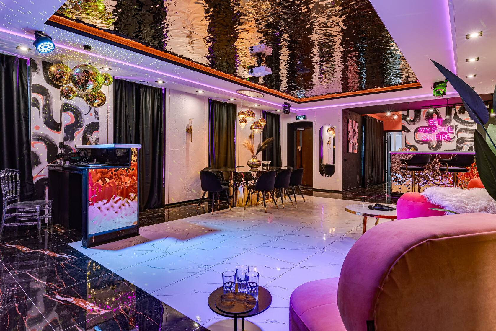 Фотография 4 площадки Элегантный яркий лофт на Бауманской