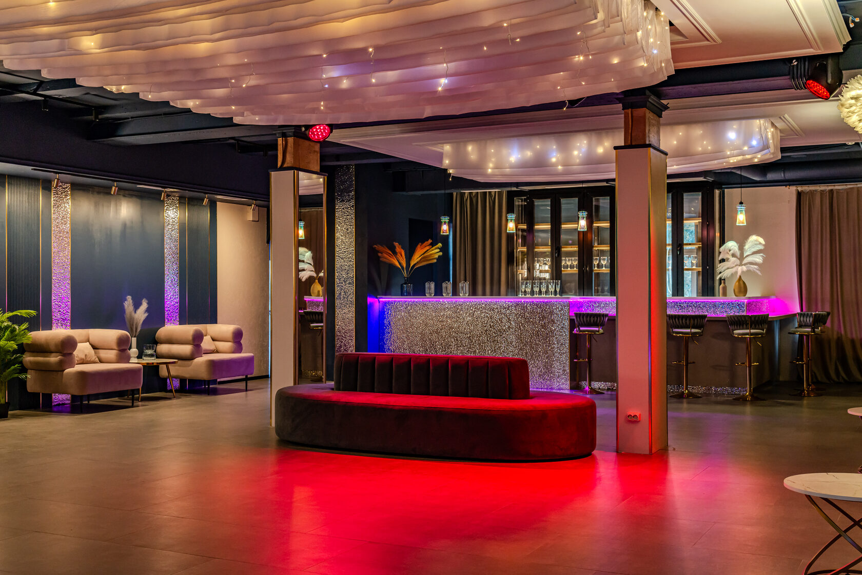 Фотография 10 площадки Элегантный зал со сценой у Бауманской