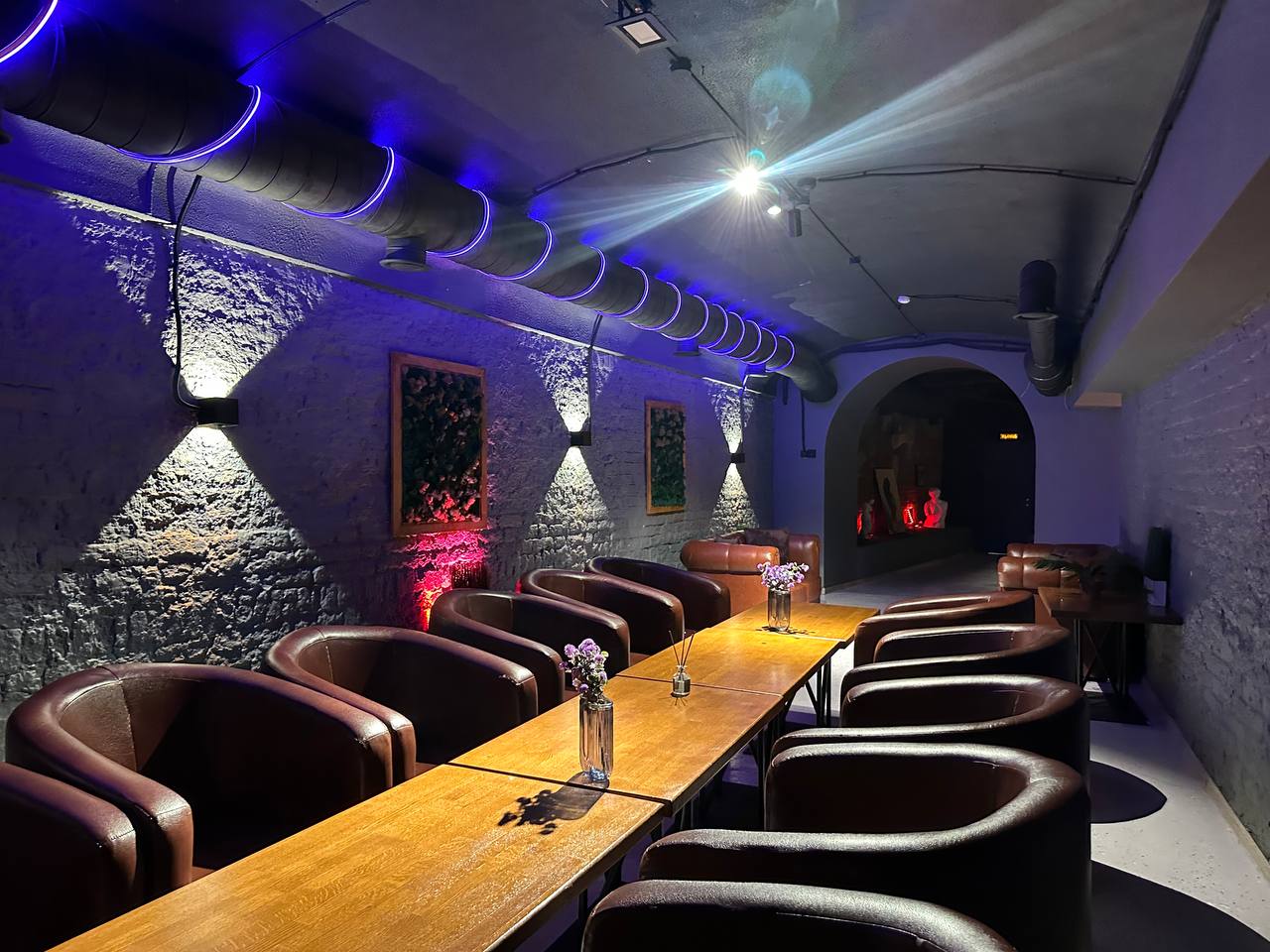 Фотография 4 площадки Стильный просторный лофт на Бауманской