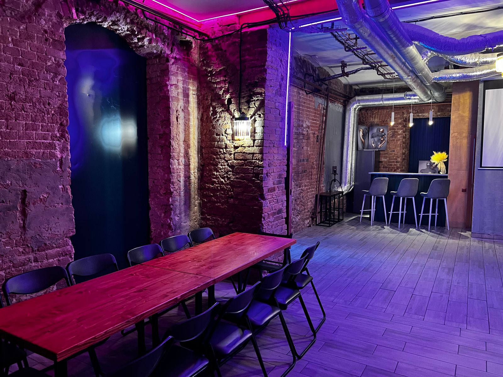 Фотография 13 площадки Темный лофт с необычной атмосферой на Бауманской