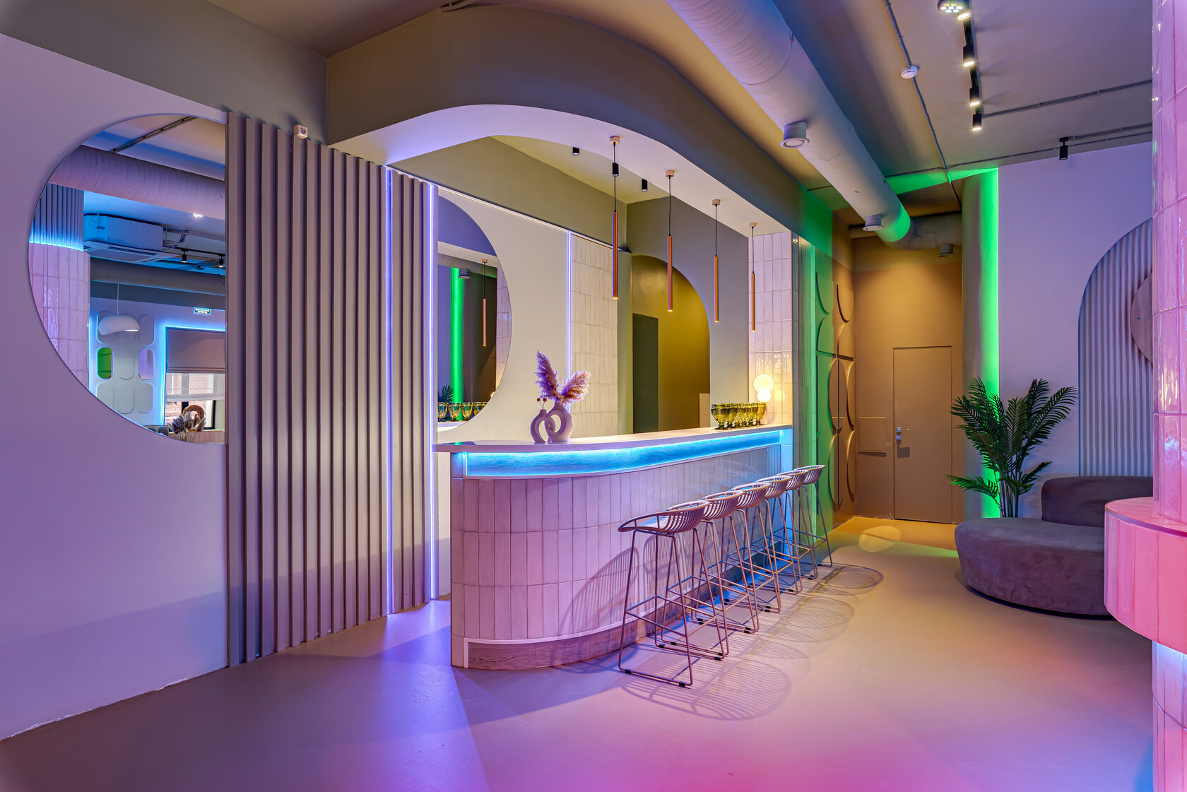 Фотография 7 площадки МАЙ на Красном Октябре: светлый зал 126 м² в стиле ваби‑саби