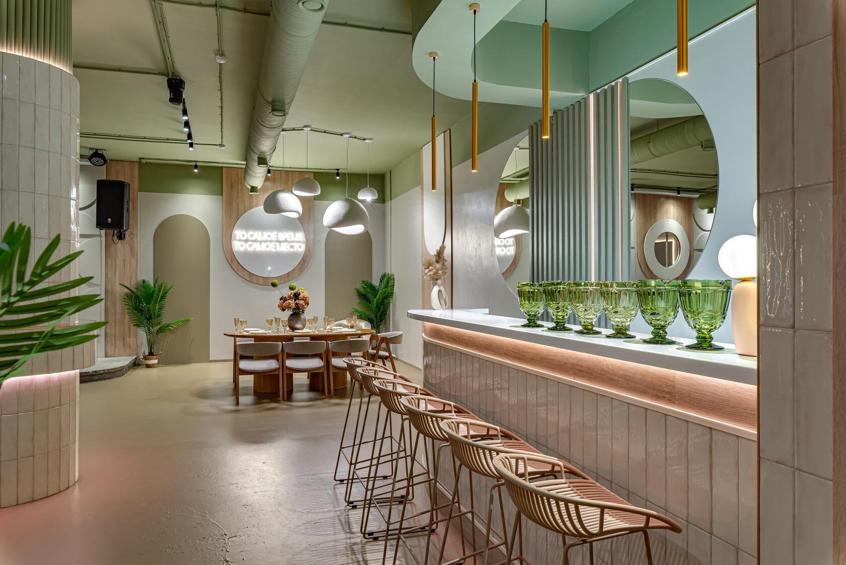 Фотография 14 площадки МАЙ на Красном Октябре: светлый зал 126 м² в стиле ваби‑саби