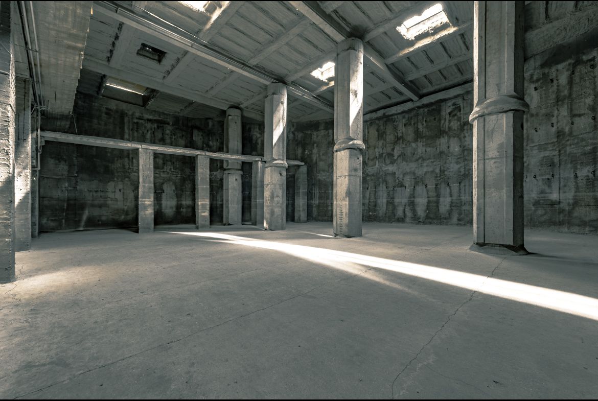 Фотография 1 площадки MONOLIT HALL: индустриальный зал 1000 м² на Волгоградском