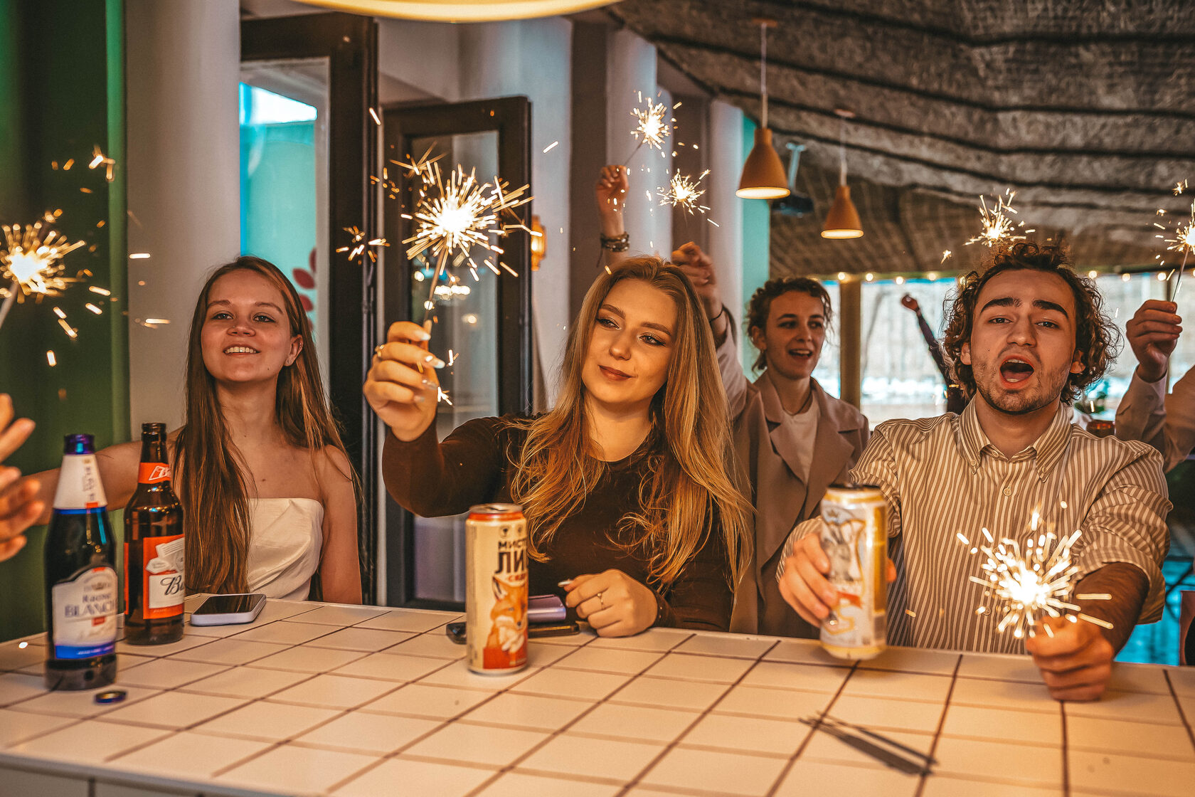 Фотография 1 площадки Viola Left в Сокольниках: панорамные окна, 80 м²