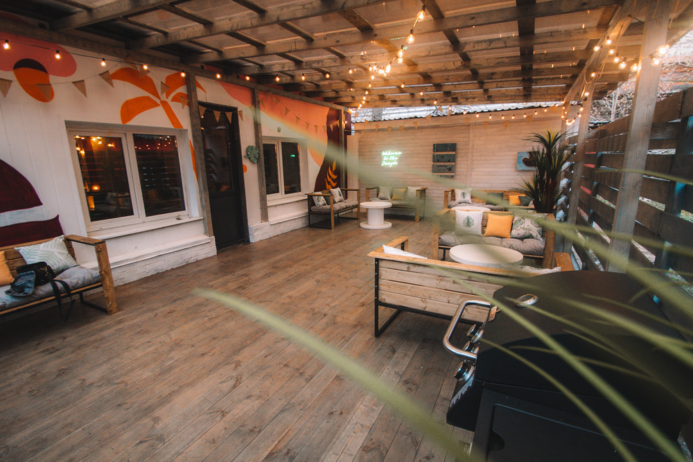 Фотография 11 площадки Surf House на Бауманской: лофт с верандой 135 м²