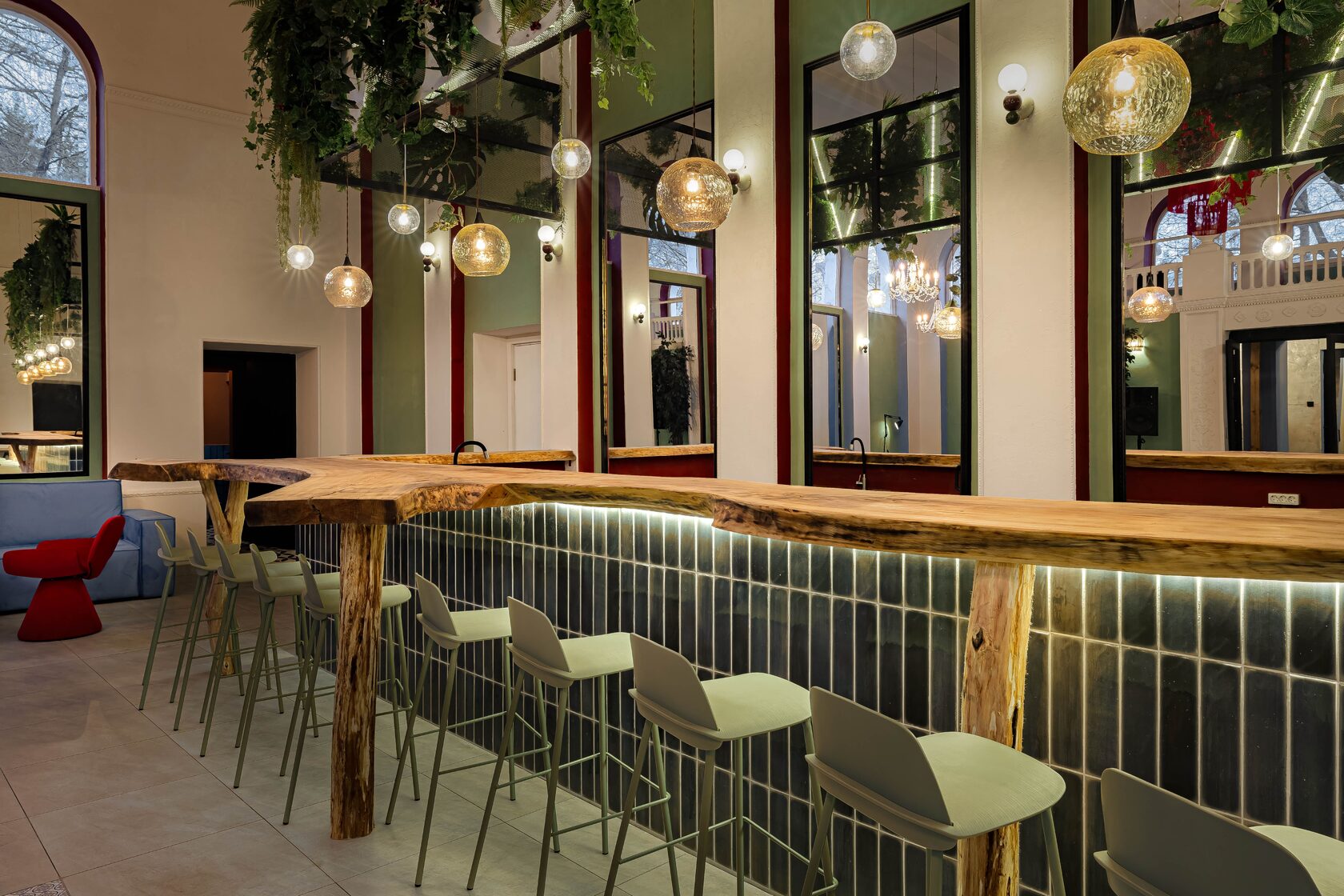 Фотография 12 площадки VIOLA в Сокольниках: большой зал 320 м²