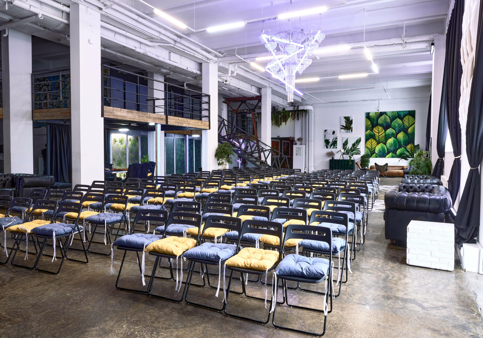 Фотография 5 площадки FORMAT loft на Бауманской: пространство 800 м² со сценой