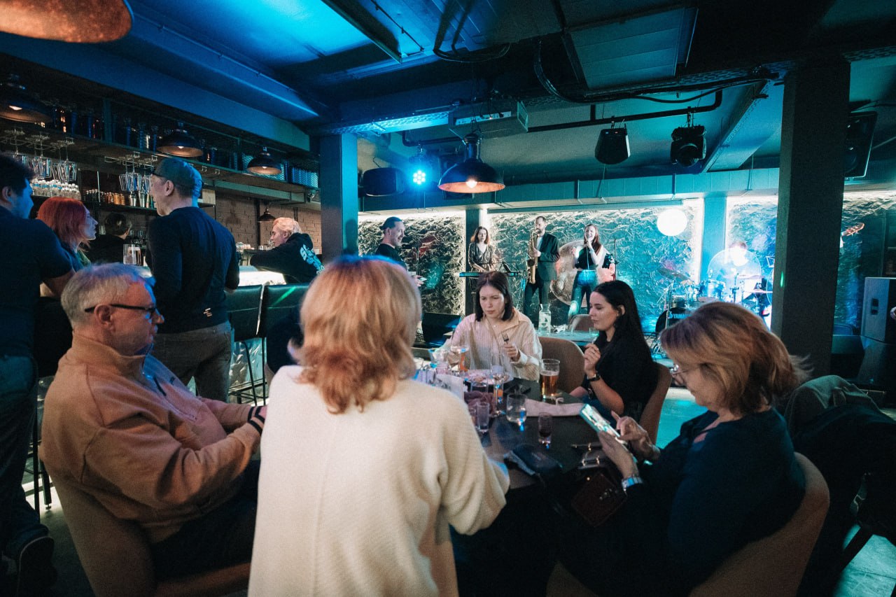 Фотография 13 площадки СПУТНИК на Таганской: бар‑ресторан с верандой 340 м²