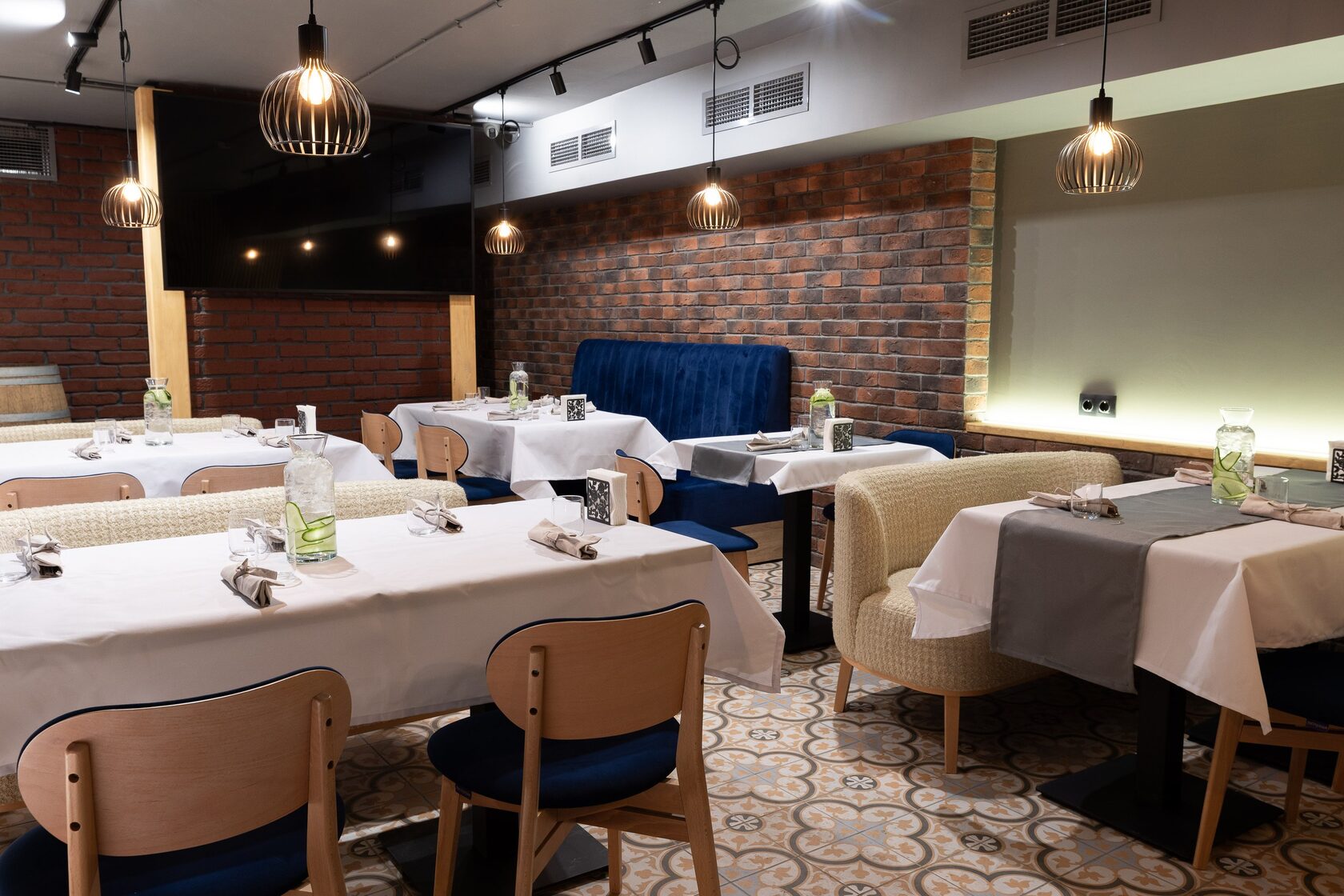 Фотография 14 площадки СПУТНИК на Таганской: бар‑ресторан с верандой 340 м²