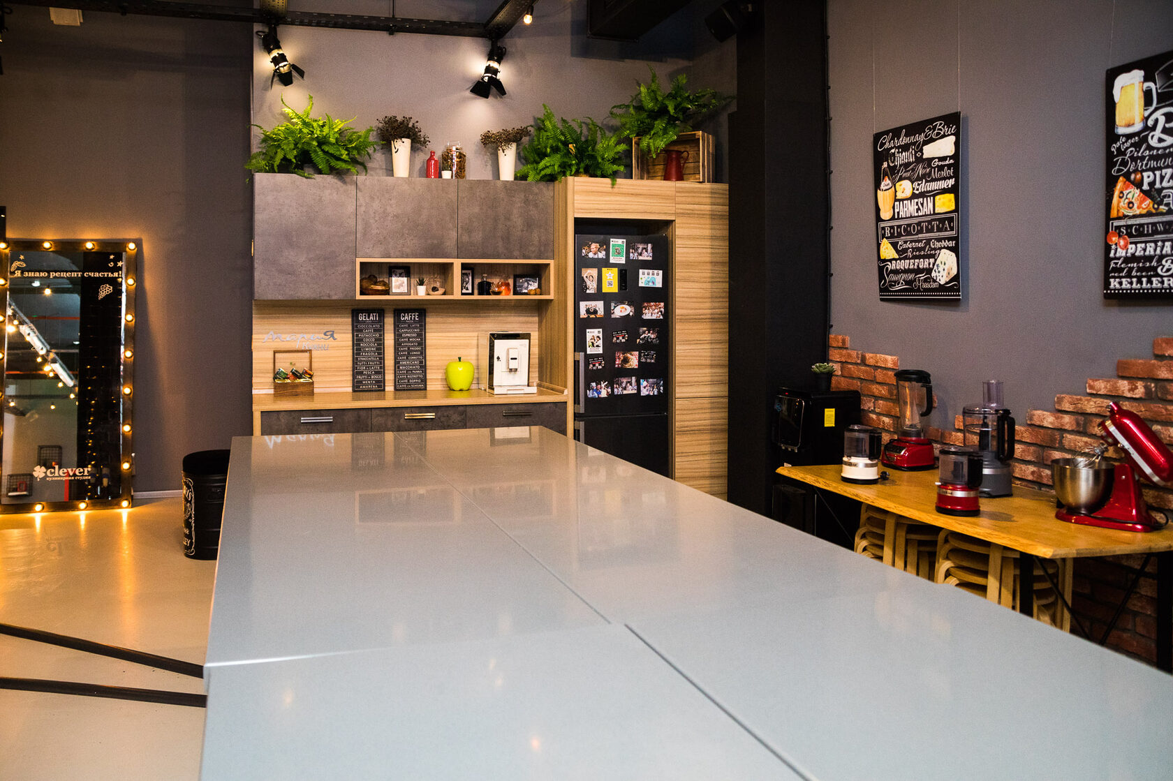 Фотография 8 площадки Clever: кулинарная студия на Тульской, 300 м²