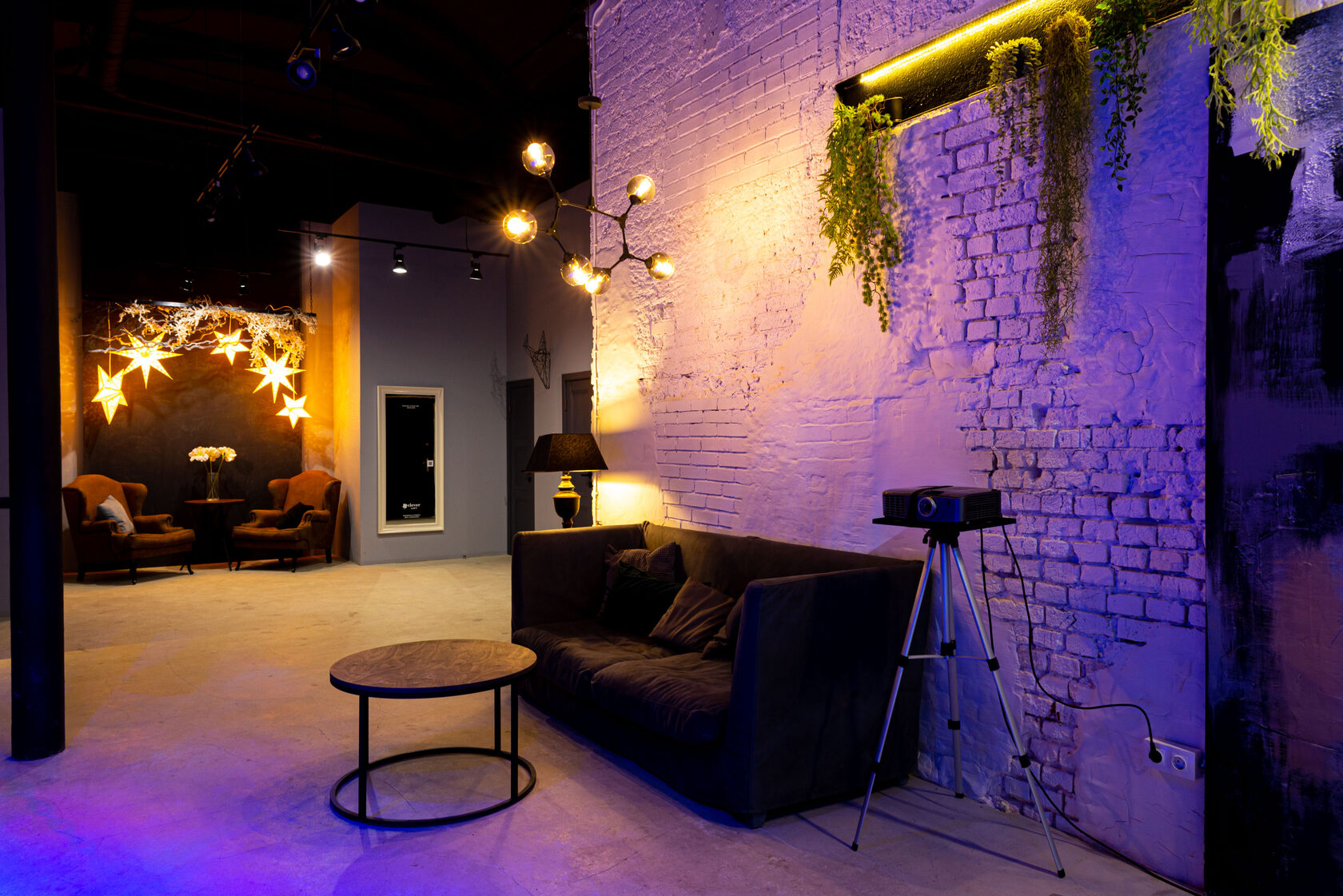 Фотография 9 площадки CleverLOFT Эко на Тульской: зал 100 м² с верандой